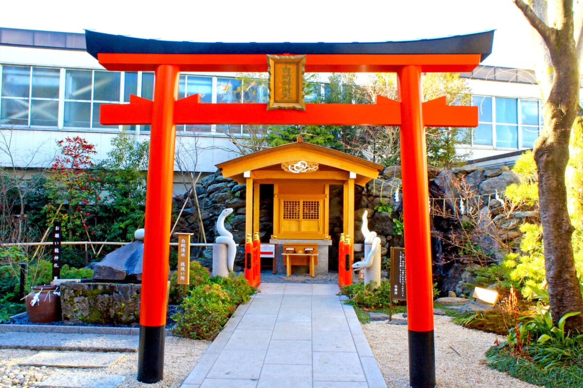 蛇窪神社